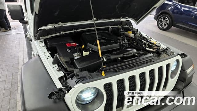 Jeep Wrangler 2021 — Şəkil 6/20