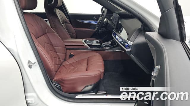 BMW 7 Series 2025 — Şəkil 10/20
