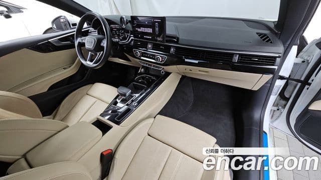 Audi A5 2022 — ფოტო 7/20
