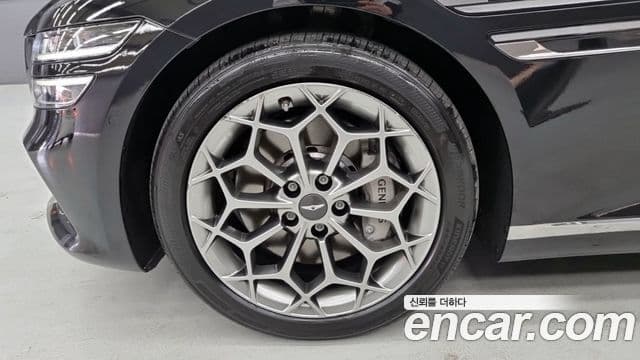 Genesis Electrified G80 2022 — Şəkil 4/18