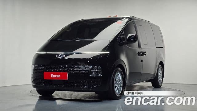Hyundai Staria 2022 — Фото 1/20
