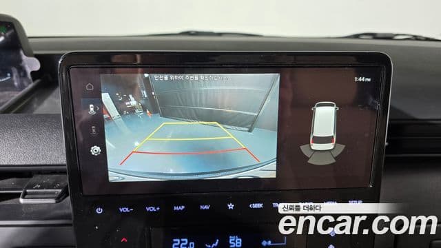Hyundai Staria 2022 — ფოტო 15/20