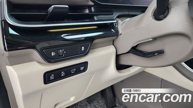 Kia Carnival 2023 — Фото 14/20