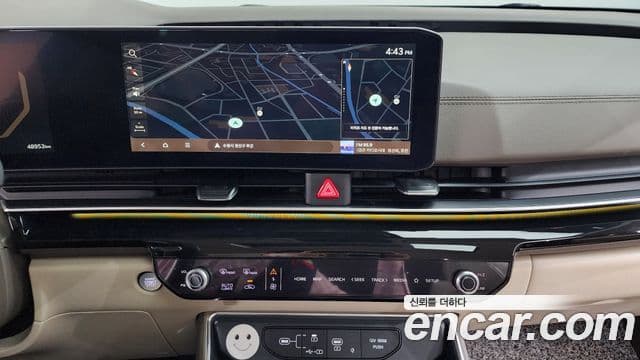 Kia Carnival 2023 — Фото 15/20