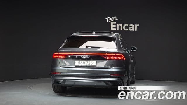 Audi Q7 2021 — Şəkil 4/20