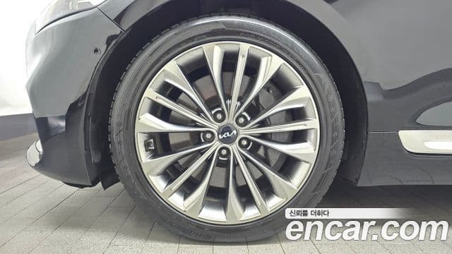 Kia The K9 2023 — фото 5 из 20