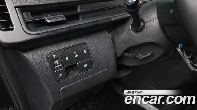 Hyundai Staria 2024 — Şəkil 14/20