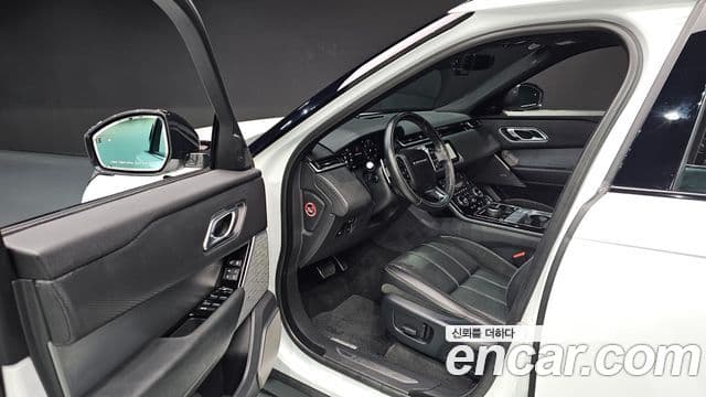 Land Rover Range Rover Velar 2019 — Photo 14/20