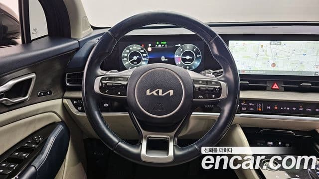 Kia Sportage 2021 — ფოტო 13/20