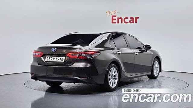 Toyota Camry 2022 — Şəkil 6/20