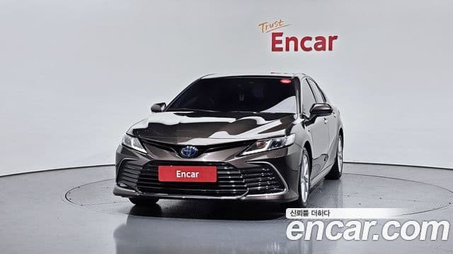 Toyota Camry 2022 — Şəkil 15/20