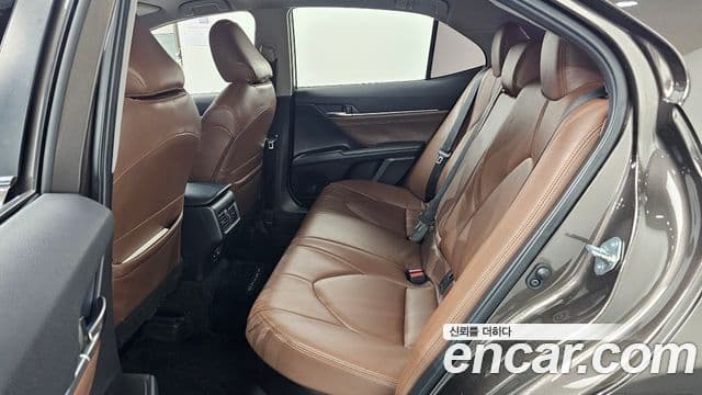 Toyota Camry 2022 — Şəkil 3/20