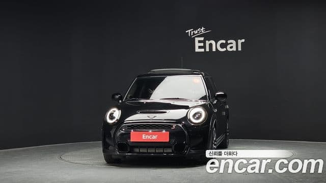 Mini Cooper S 2024 — ფოტო 3/20