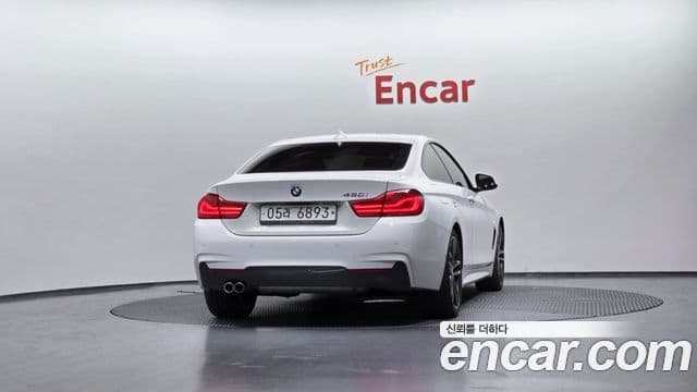 BMW 4 Series 2018 — ფოტო 4/20
