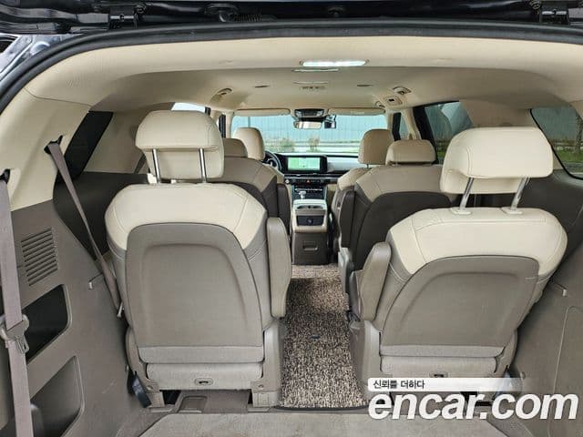 Kia Carnival 2021 — Фото 11/20