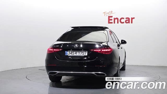 Mercedes-Benz C-Class 2022 — ფოტო 4/20