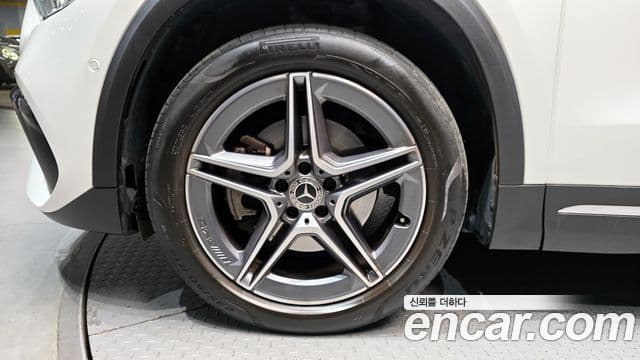 Mercedes-Benz GLA-Class 2022 — ფოტო 5/20