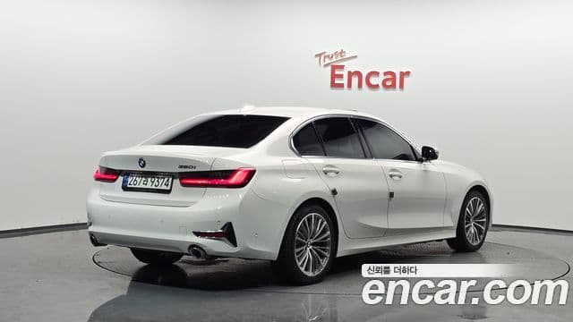 BMW 3 Series 2021 — ფოტო 1/20