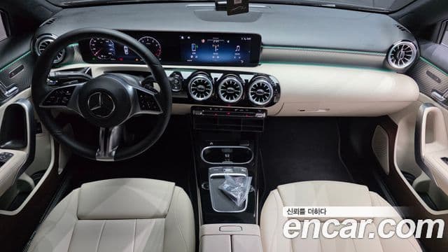 Mercedes-Benz A-Class 2024 — ფოტო 7/20