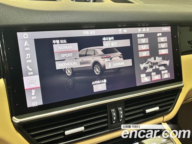 Porsche Cayenne 2020 — Фото 10/20