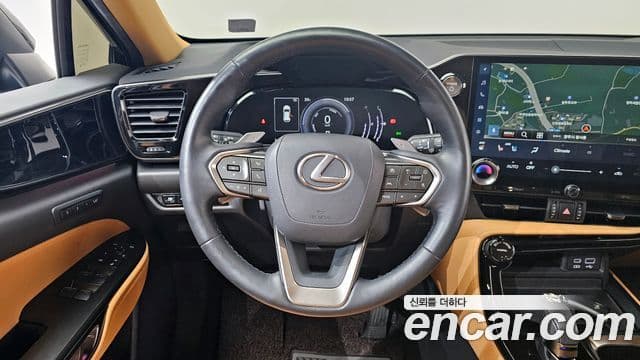 Lexus NX350h 2023 — ფოტო 10/20