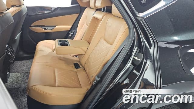 Lexus NX350h 2023 — фото 12 из 20