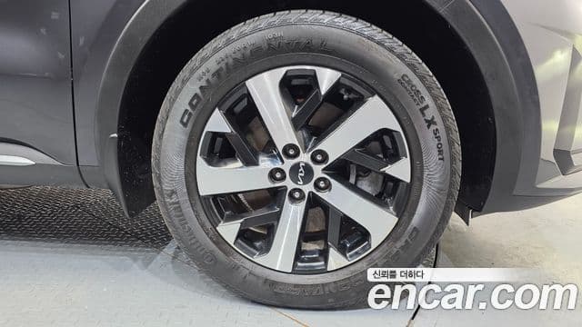 Kia Sorento 2023 — фото 5 из 20