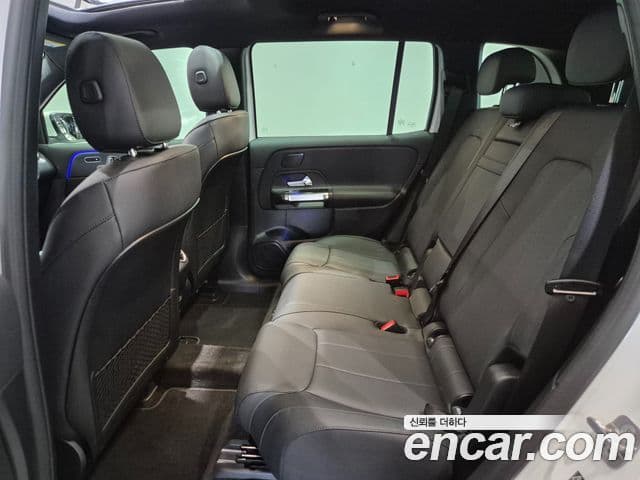 Mercedes-Benz EQB 2025 — ფოტო 17/20