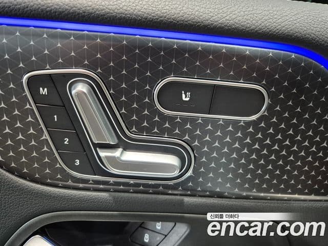 Mercedes-Benz EQB 2025 — ფოტო 6/20