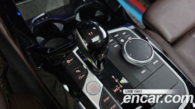 BMW X4 2021 — Şəkil 9/20
