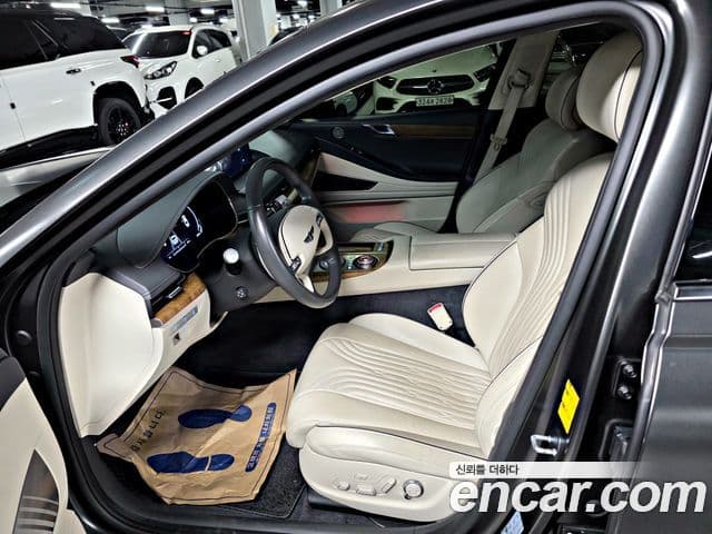 Genesis Electrified G80 2022 — Şəkil 10/20