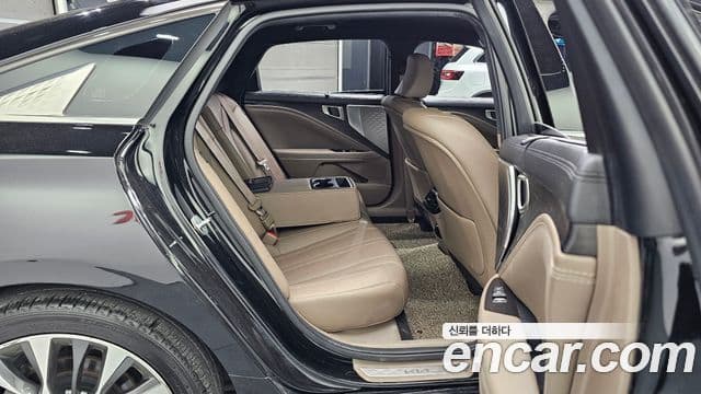 Kia K8 2022 — ფოტო 12/20