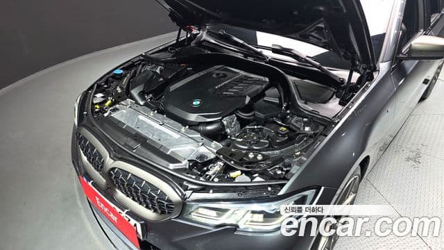 BMW 3 Series 2021 — ფოტო 6/20