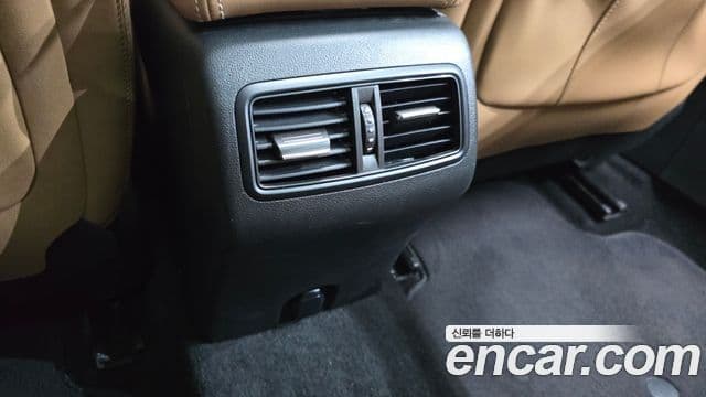 Renault Samsung SM6 2022 — Photo 31/34