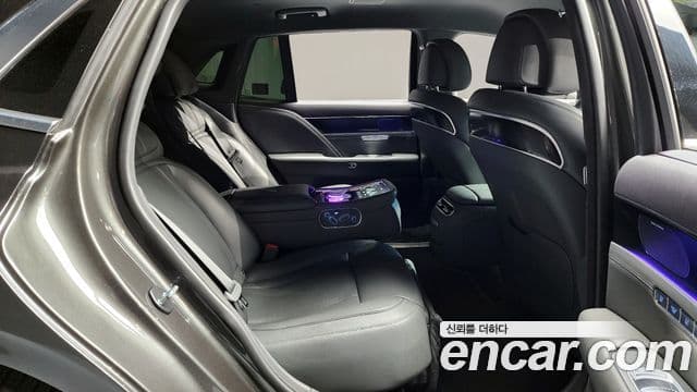 Genesis G90 2023 — Şəkil 11/20