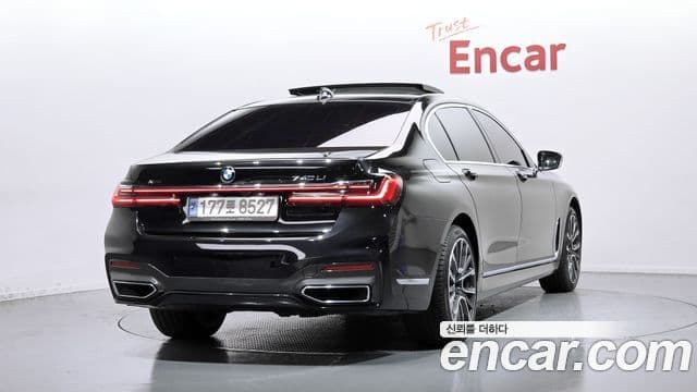 BMW 7 Series 2021 — ფოტო 1/20