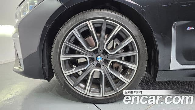 BMW 7 Series 2021 — ფოტო 4/20