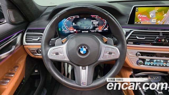 BMW 7 Series 2021 — ფოტო 14/20