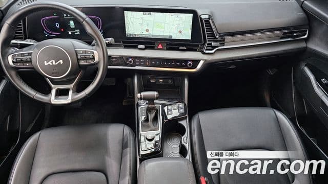 Kia Sportage 2023 — ფოტო 7/20
