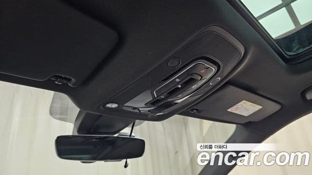 Audi Q5 2020 — Şəkil 18/20