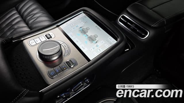 Genesis G90 2022 — Şəkil 19/20