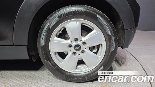 Mini Cooper D 2019 — Şəkil 3/30