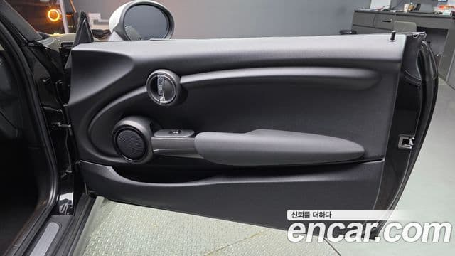 Mini Cooper D 2019 — Şəkil 5/30
