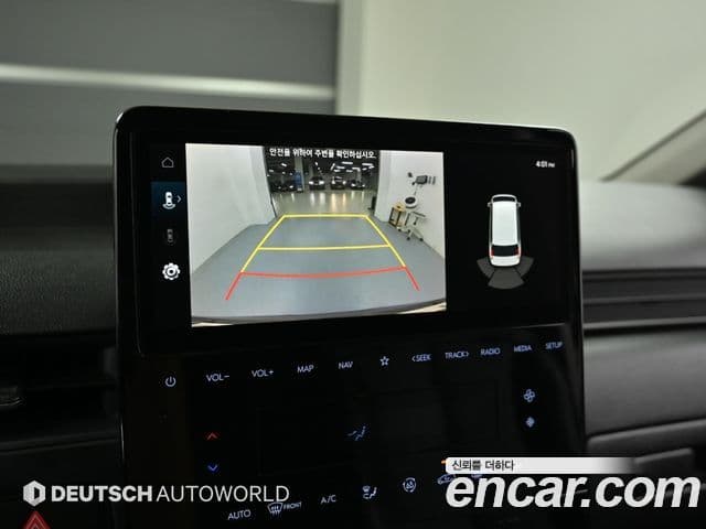 Hyundai Staria 2022 — ფოტო 15/20
