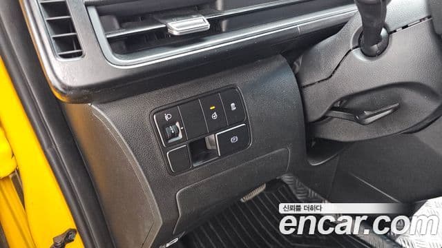 Hyundai Staria 2024 — Şəkil 18/20