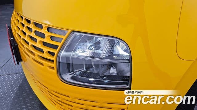 Hyundai Staria 2024 — ფოტო 2/30