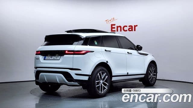 Land Rover Range Rover Evoque 2025 — ფოტო 2/20