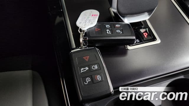 Land Rover Range Rover Evoque 2025 — ფოტო 20/20