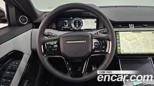 Land Rover Range Rover Evoque 2025 — ფოტო 13/20
