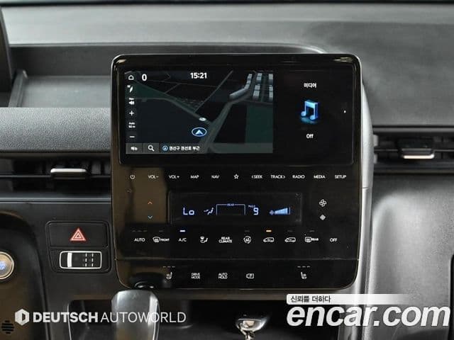 Hyundai Staria 2022 — ფოტო 13/20